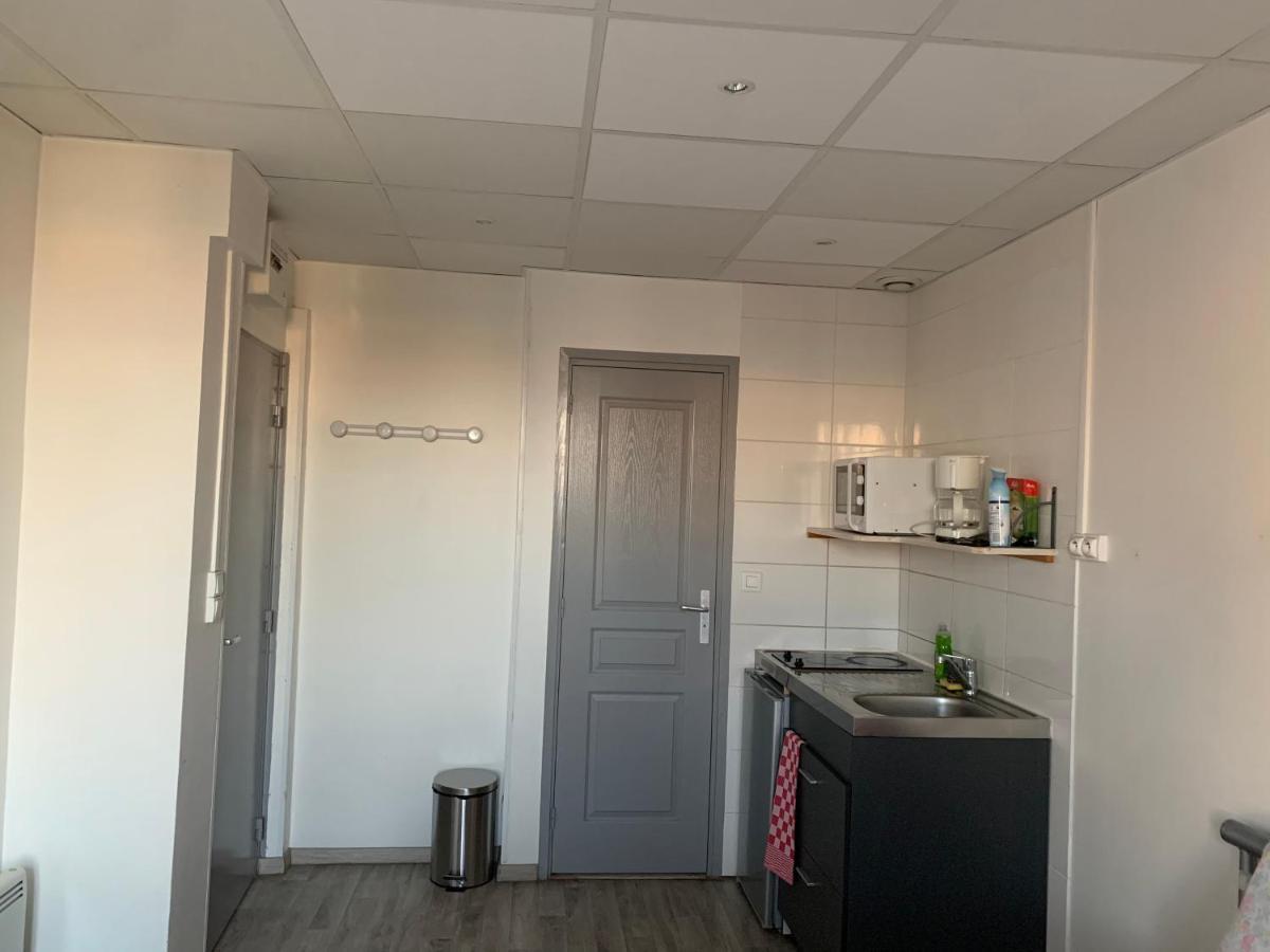 Appartement Studio gare sncf à Clermont-Ferrand Extérieur photo